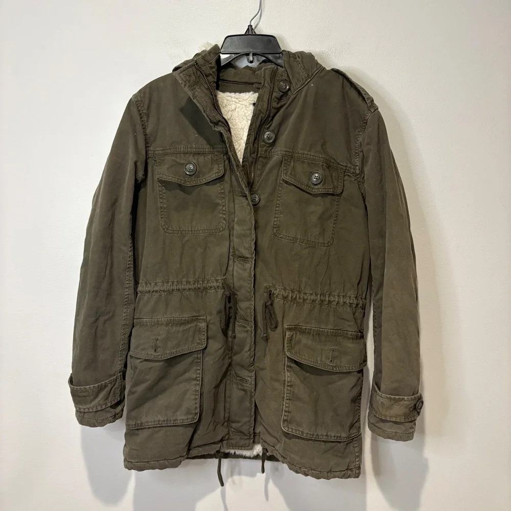 Talula Aritzia Trooper Jacket Womens Small Olive‎ Green Faux Fur Lined Parka